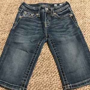 cropped miss me jeans